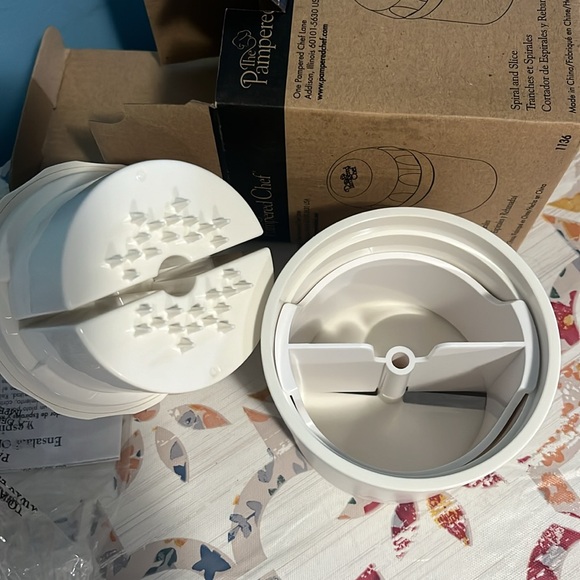 Pampered Chef spiral and slice! - Picture 4 of 5